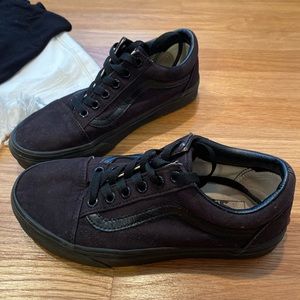Vans Old Skool black canvas Kids size 4